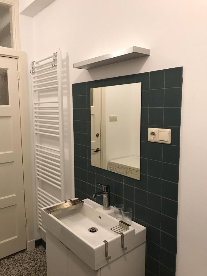 Huis Nummer 1 Eindhoven Luaran gambar
